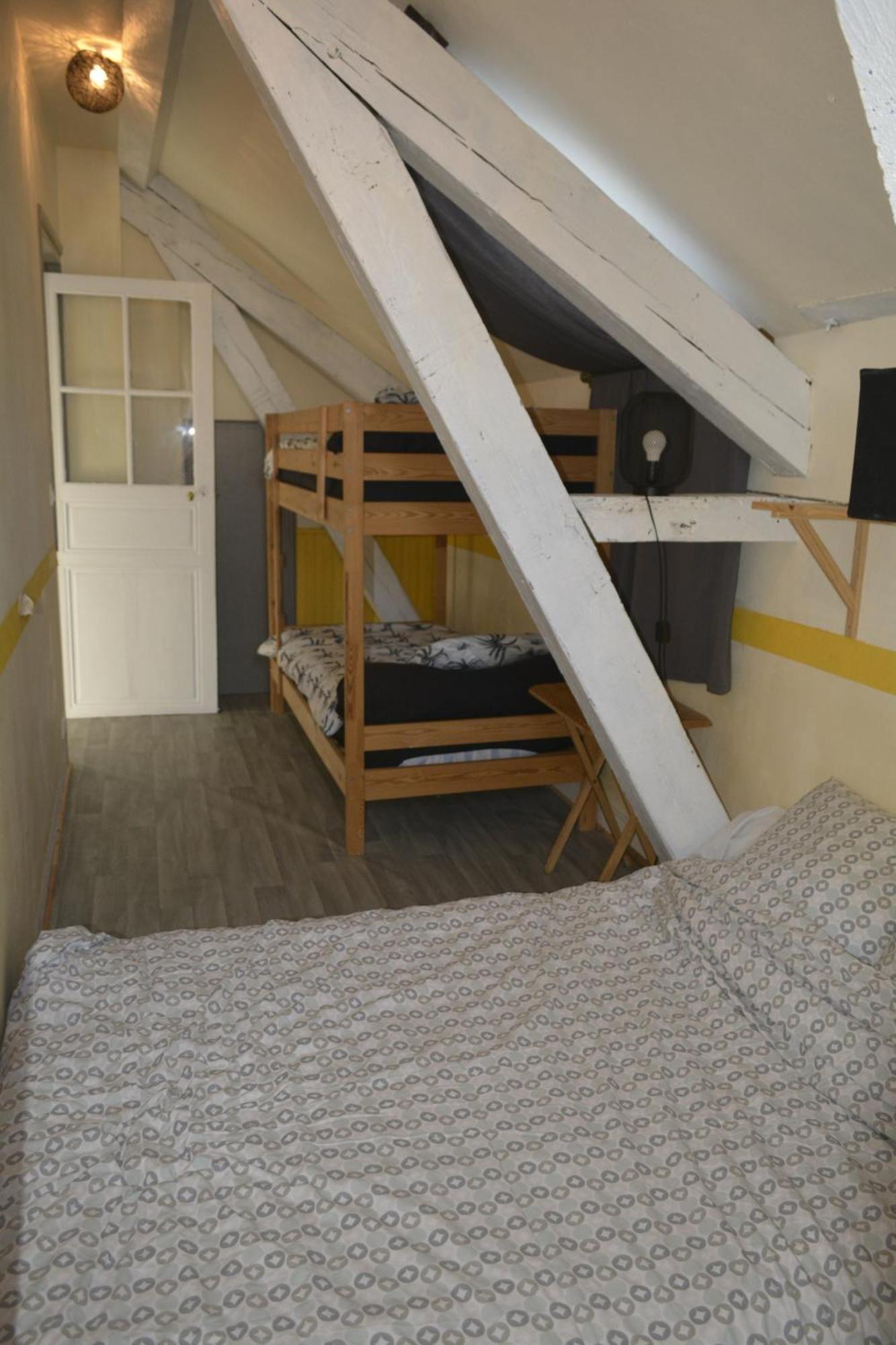 Gite Lorlavie Arudy Exteriör bild